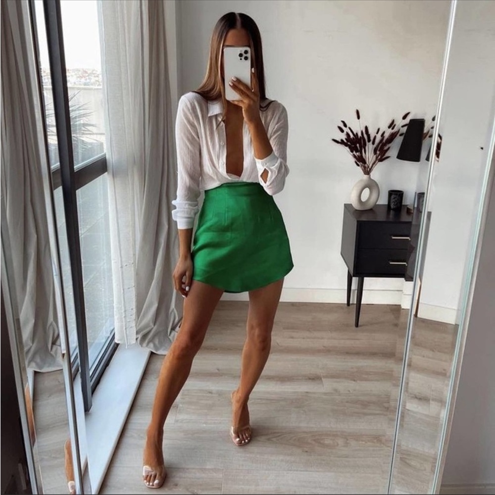 ZARA Green Satin Mini Skirt Size M